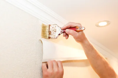 Pose de papier peint à Fresse — revêtements muraux et toiles de verre